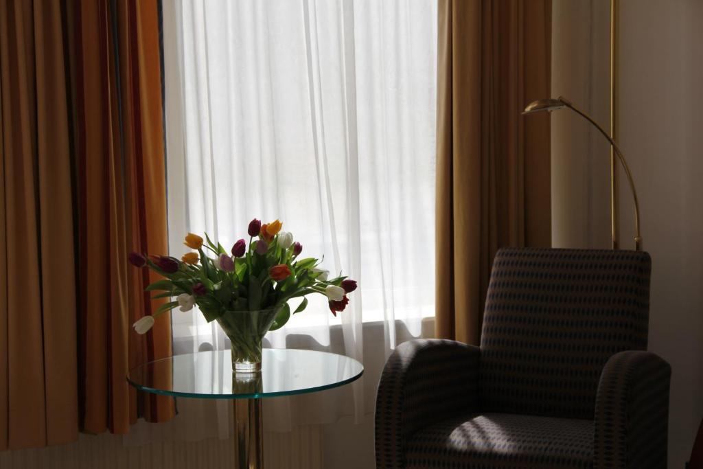 Hotel Alfa Ámsterdam Habitación foto