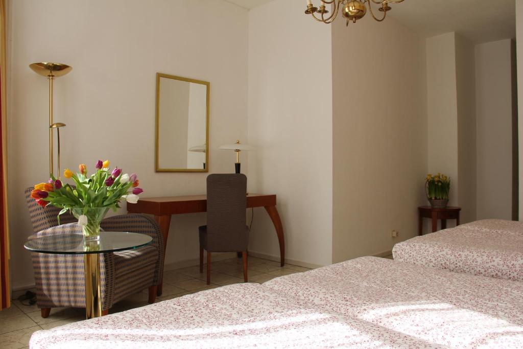Hotel Alfa Ámsterdam Habitación foto